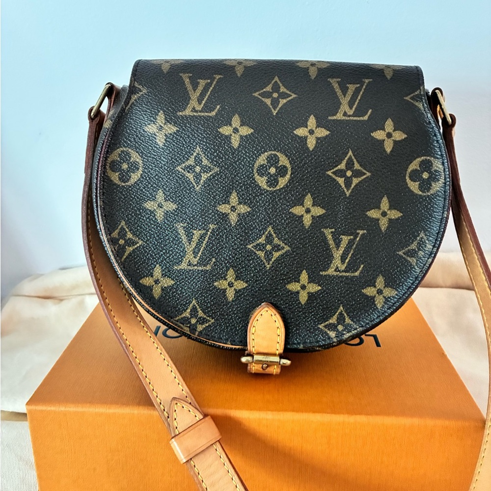 Louis Vuitton TAMBOURINE - Monogram Crossbody Bag